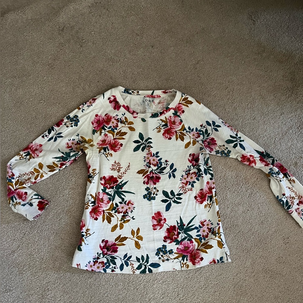 Long sleeve floral tshirt